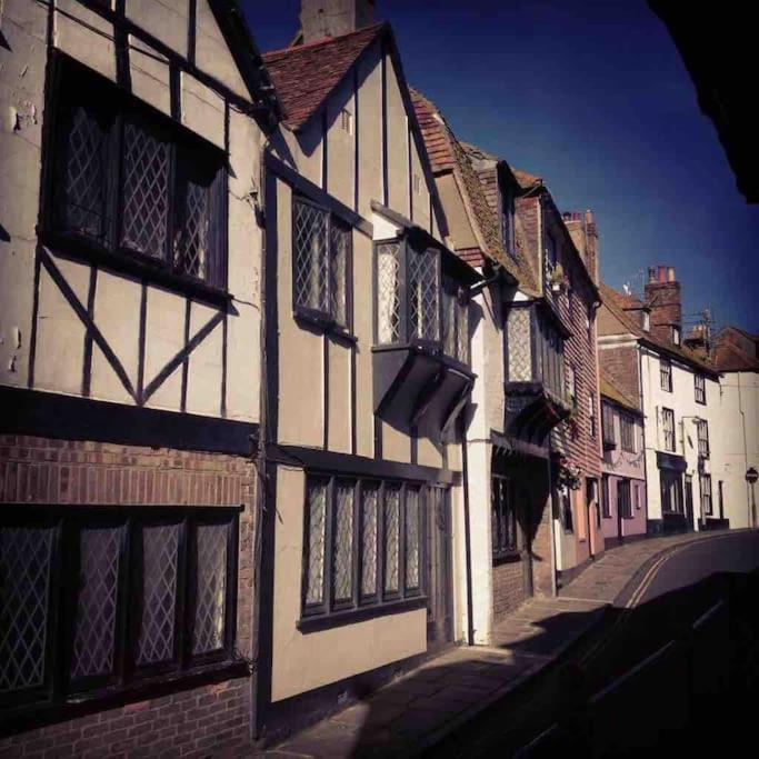 Hastings Old Town. Cottage - By The Sea エクステリア 写真